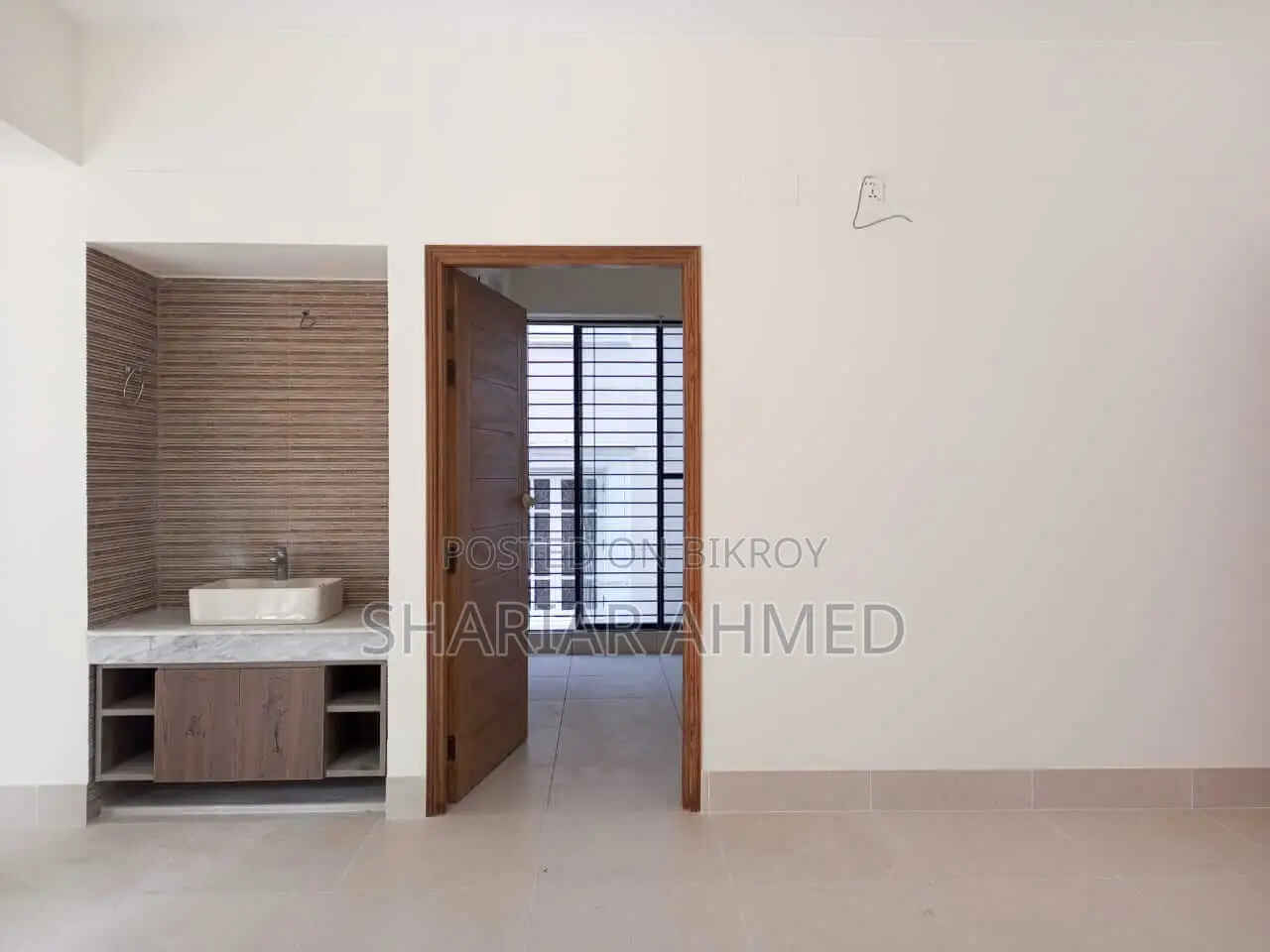 South Facing Brand New 4Bed-3270 SqFt Flat Rent In GULSHAN-2
