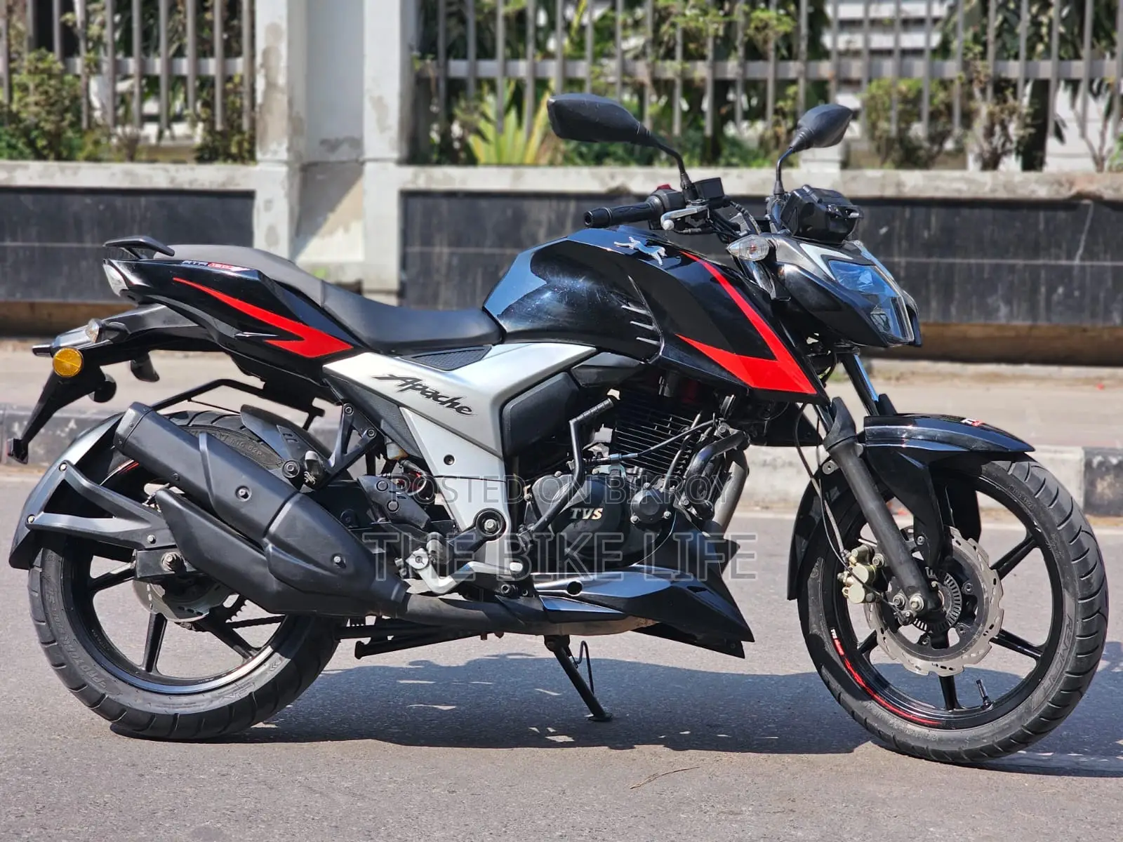 TVS Apache RTR Xconnect ABS 2023