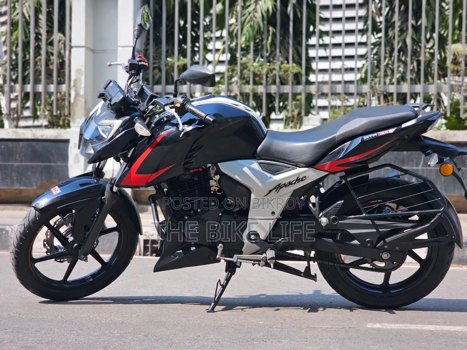 TVS Apache RTR Xconnect ABS 2023