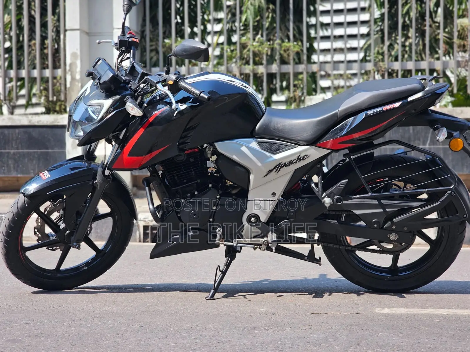 TVS Apache RTR Xconnect ABS 2023