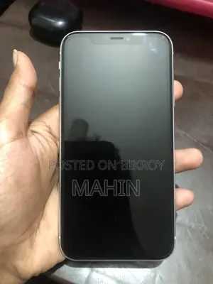 Apple iPhone XR (Used)