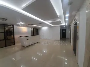 6067 Sqft Semi-Furnished Open Commercial Space for Rent in Gulshan Avenue