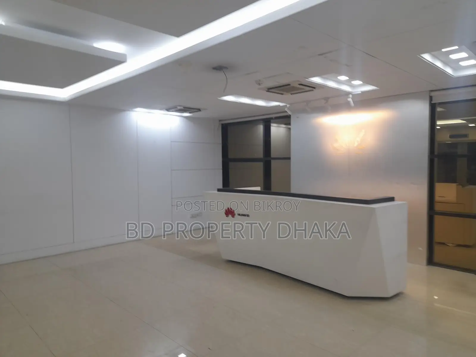 6067 Sqft Semi-Furnished Open Commercial Space for Rent in Gulshan Avenue