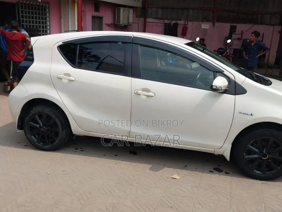 টয়োটা অ্যাকুয়া জি পুশ হাইব্রিড ২০১৪