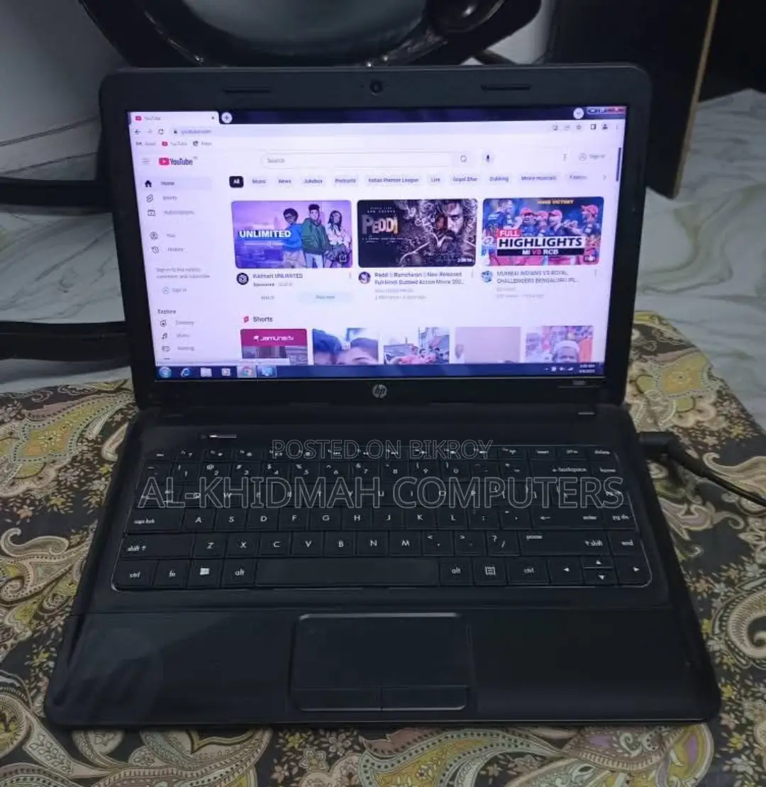 HP Full Fresh Laptop, 320GB / 4GB, 14" Display, Courier delivery available.