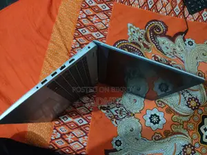 ডেল ইন্সপিরন ৩৫০১