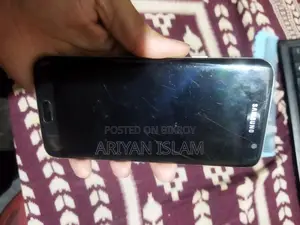 Samsung Galaxy S7 Edge (Used)