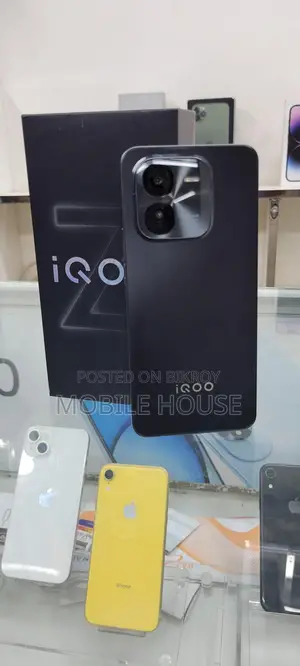 iQOO Z9x full box (Used)