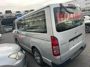Toyota Hiace GL – AMBULANCE 2020