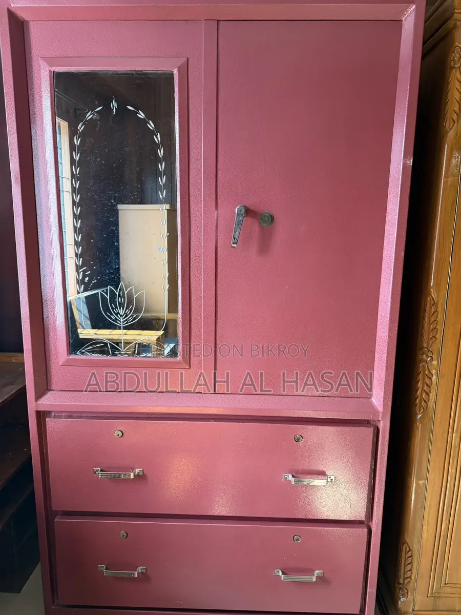 Thick Sheet Steel Almari