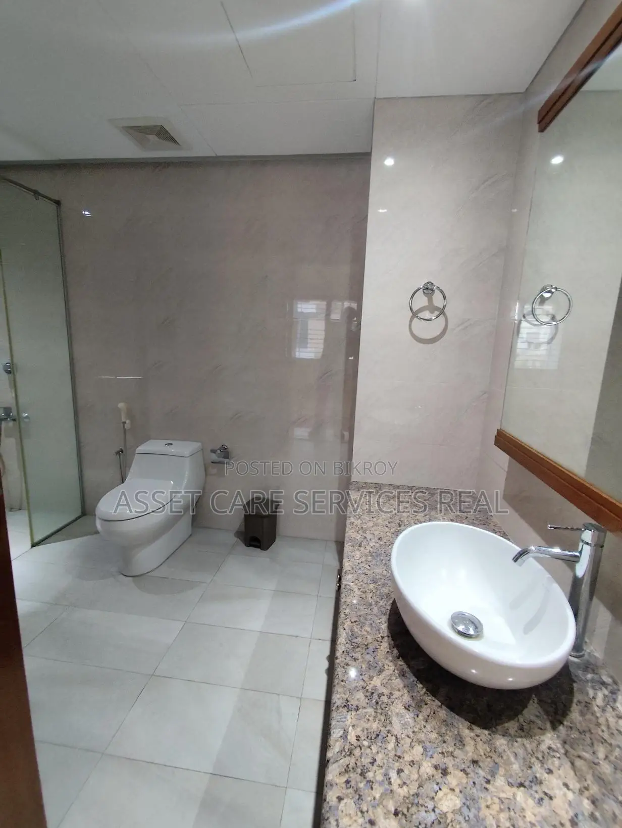 North Gulshan Shanta Luxurious Semi-Furnished Apartment Rent