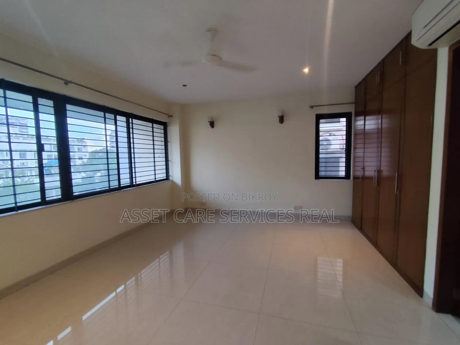 North Gulshan Shanta Luxurious Semi-Furnished Apartment Rent