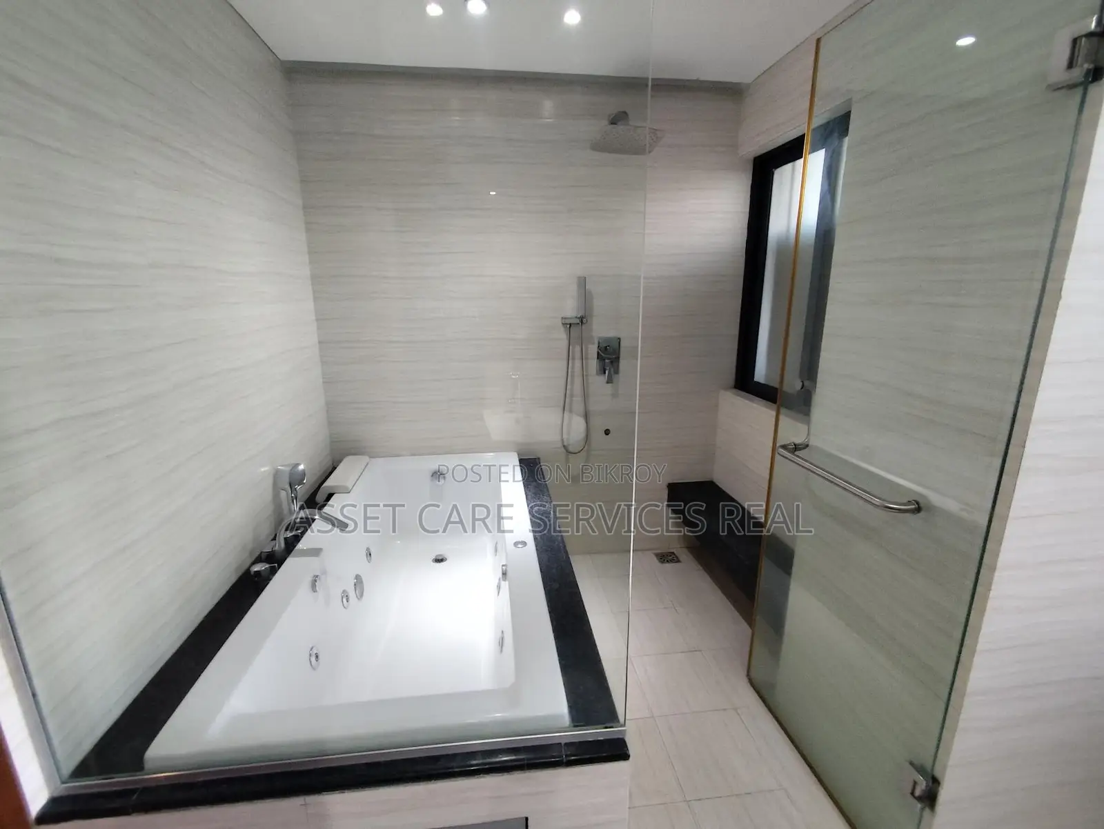 North Gulshan Shanta Luxurious Semi-Furnished Apartment Rent