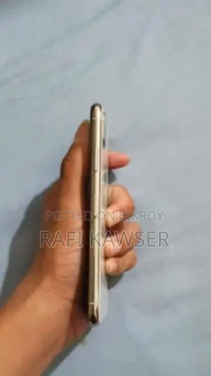 Apple iPhone X (Used)