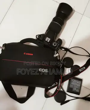 Canon 800D