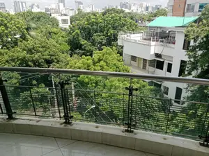 wonderful furnish 3 Bed room apt rent in banani