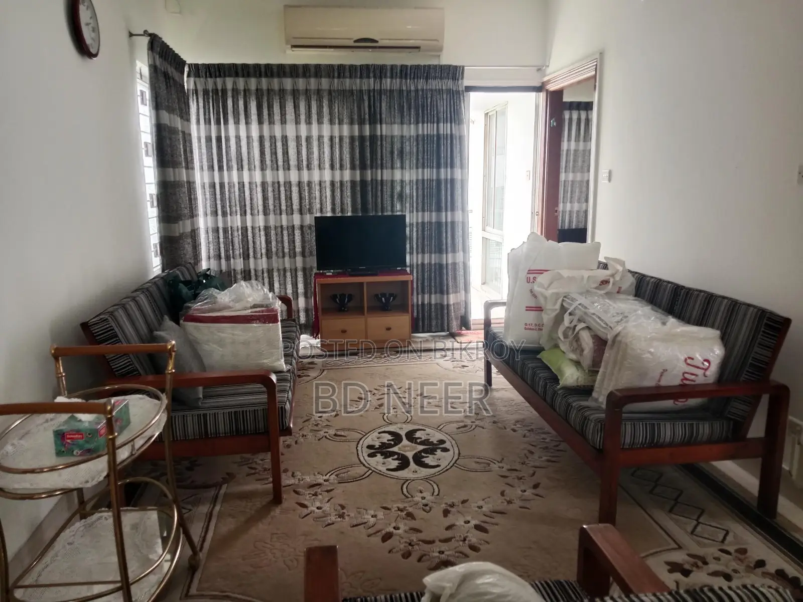 wonderful furnish 3 Bed room apt rent in banani