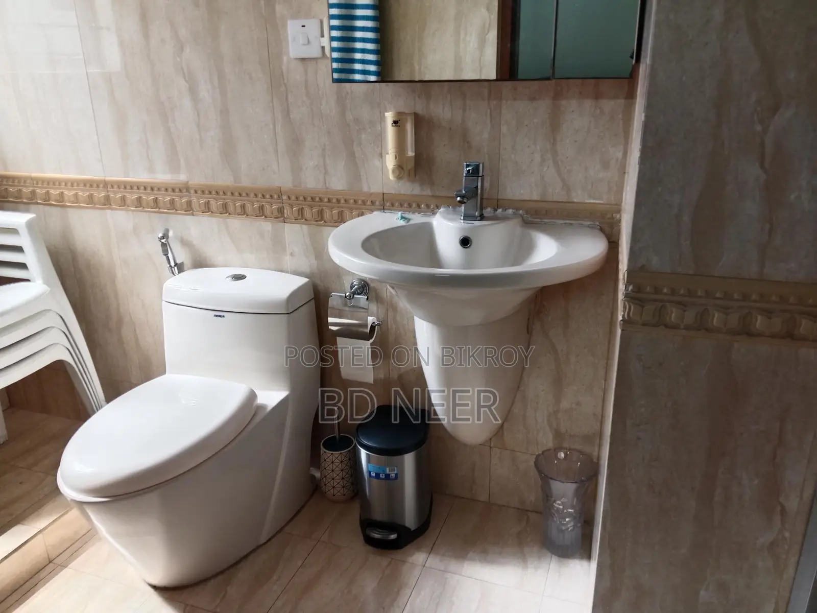 wonderful furnish 3 Bed room apt rent in banani