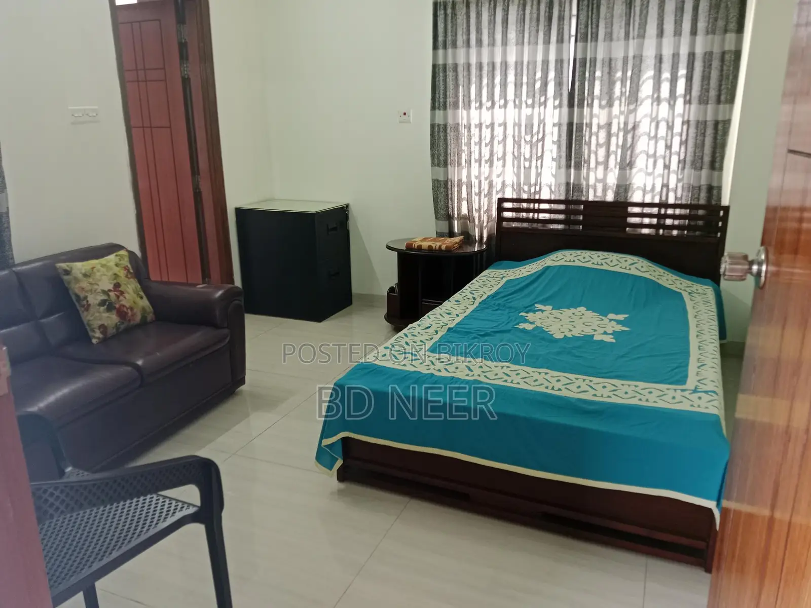 wonderful furnish 3 Bed room apt rent in banani