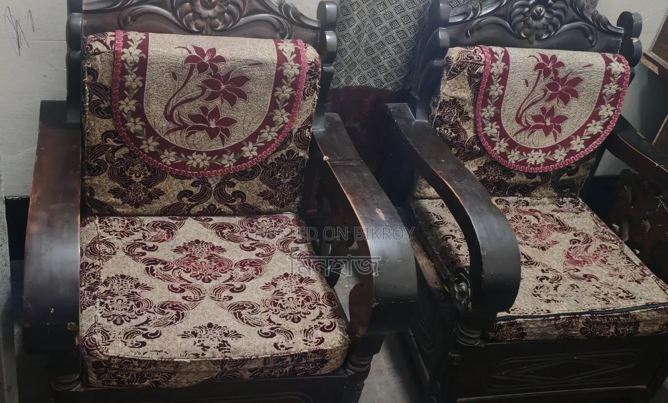 সোফাসেট বিক্রি করা হবে