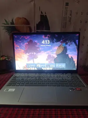 HP Laptop 15-fc0xxx, AMD Ryzen 3 7320U, Integrated Radeon