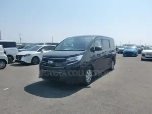 Toyota Noah X PUSH START 2020