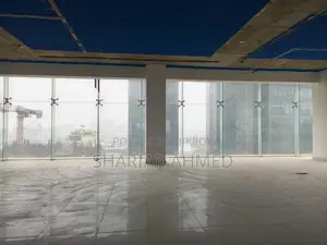 গুলশান ২-এ ৬০০০ বর্গফুটের কমার্শিয়াল স্পেস ভাড়া