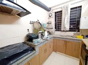 1280 Sft Flat for Sale in Concord Lake City.