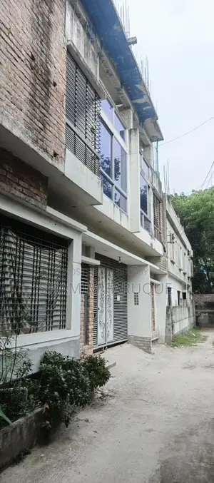 Brand New Modern House for Sale