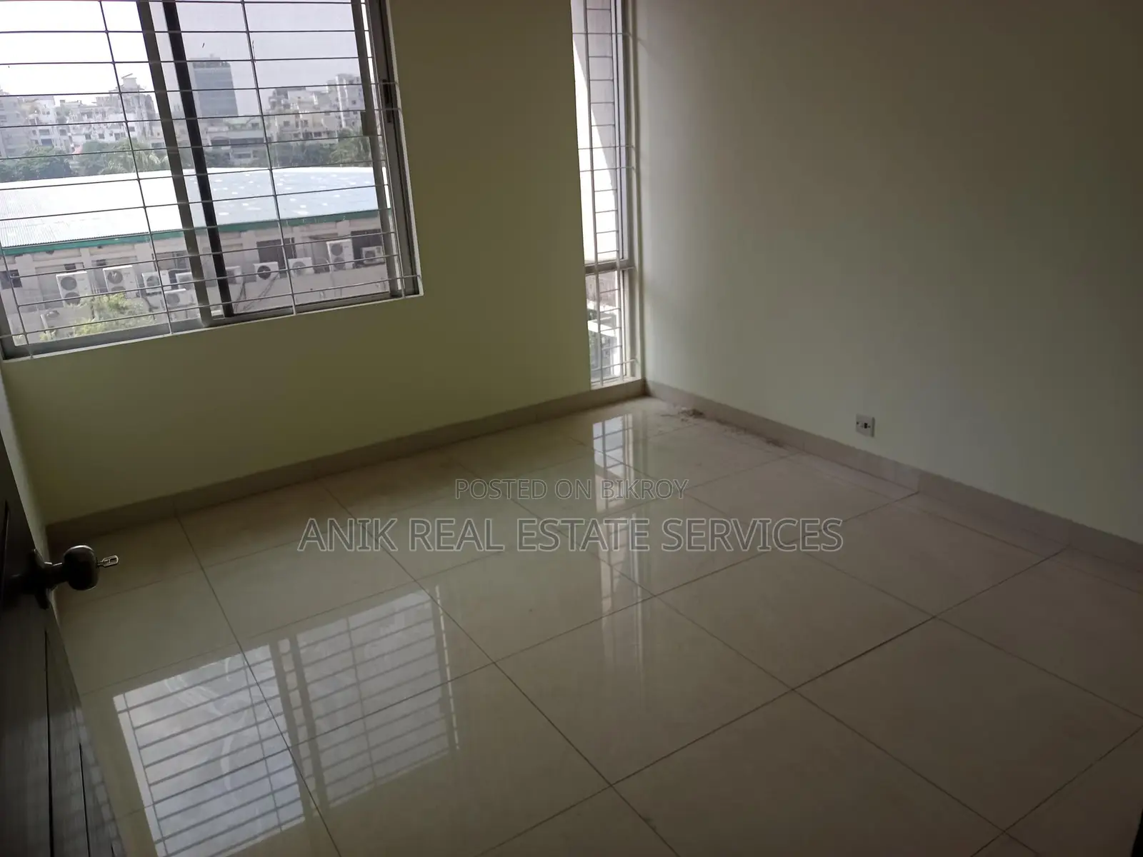 New Modern Swmming Pool Gym Un Farnised Flat Rent At Gulshan 1