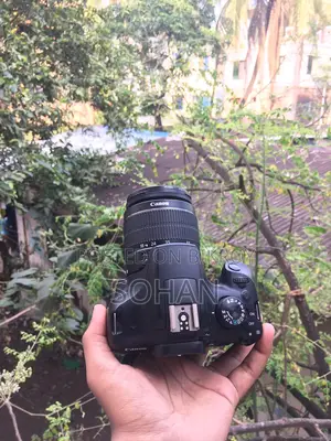 Canon 1300D with 18-55 ii lens