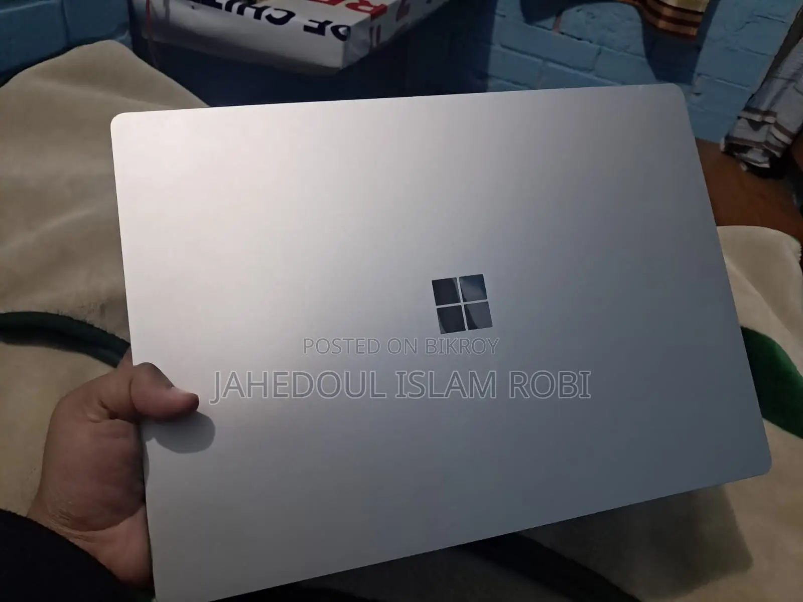 ল্যাপটপ বিক্রয়ের জন্য