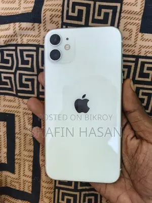 Apple iPhone 11 (Used)
