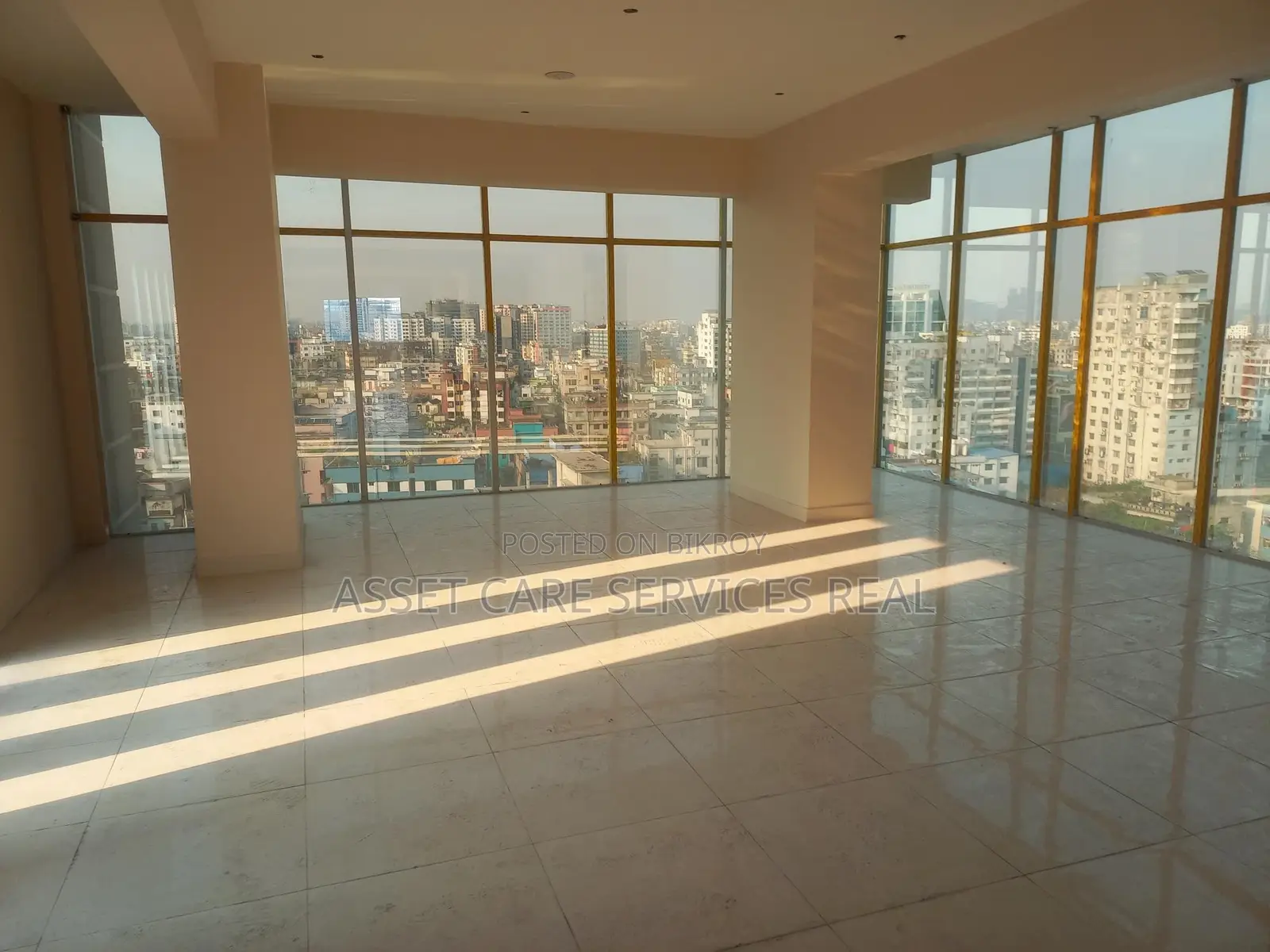4000 Sq Ft Commercial @ Gulshan 1 Avenue
