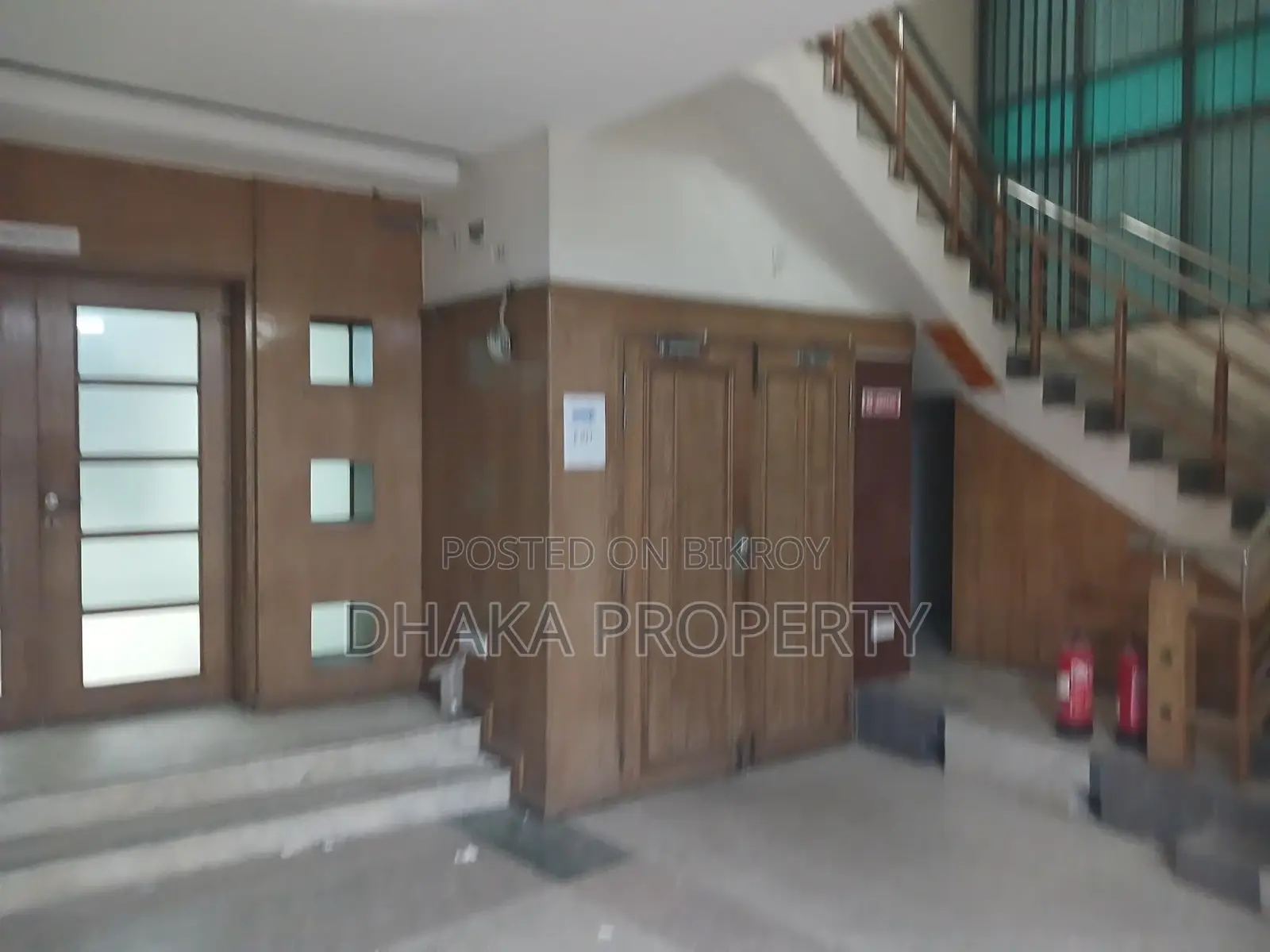 গুলশান এলাকায় ১২০০০ বর্গফুটের ডুপ্লেক্স অফিস ভাড়া হবে