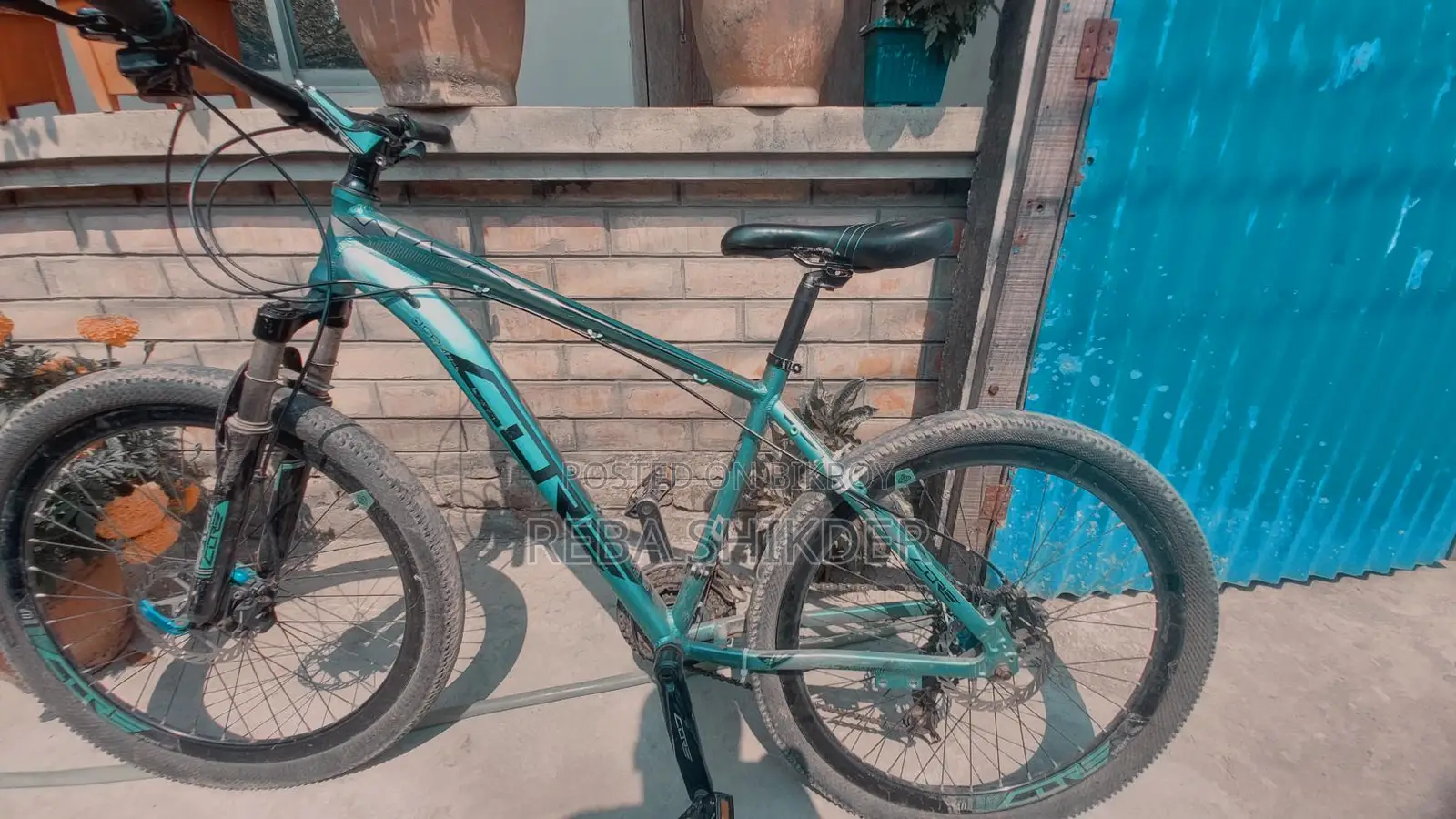 Core Neo 600 Bicycle