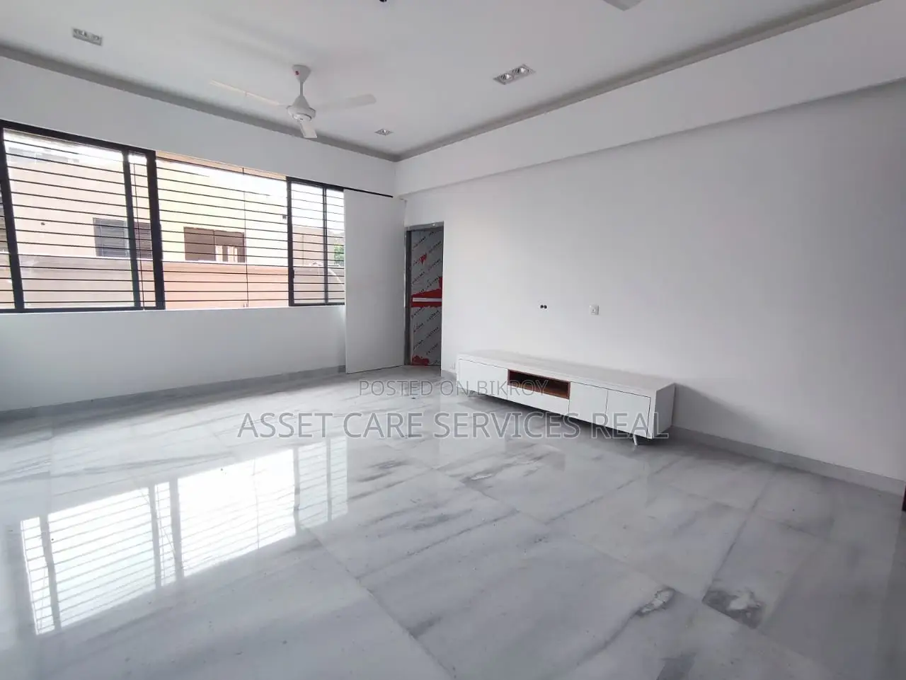 4Bed Gym-Swimming Facilities Luxury New Apartment Rent In North Gulshan