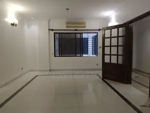 গুলশানে ৩২০০ বর্গফুটের ৪ বেডরুমের আন-ফার্নিশড অ্যাপার্টমেন্ট ভাড়া হবে