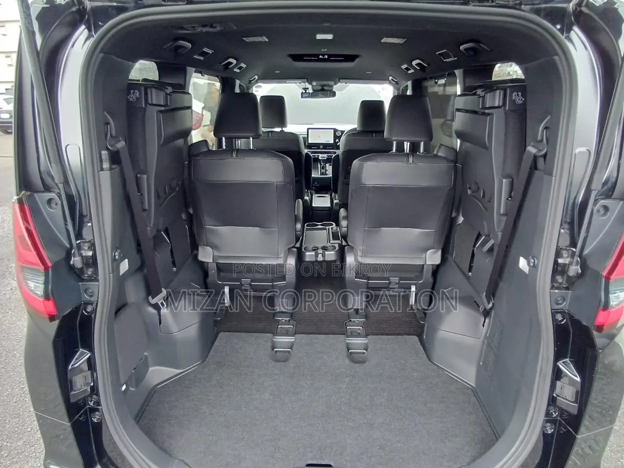 Toyota Noah SZ Package 2023