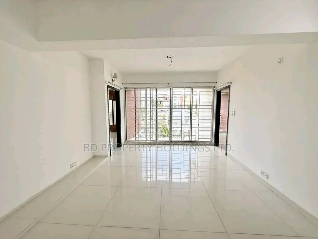 4bdrm Apartment in Uttara for rent