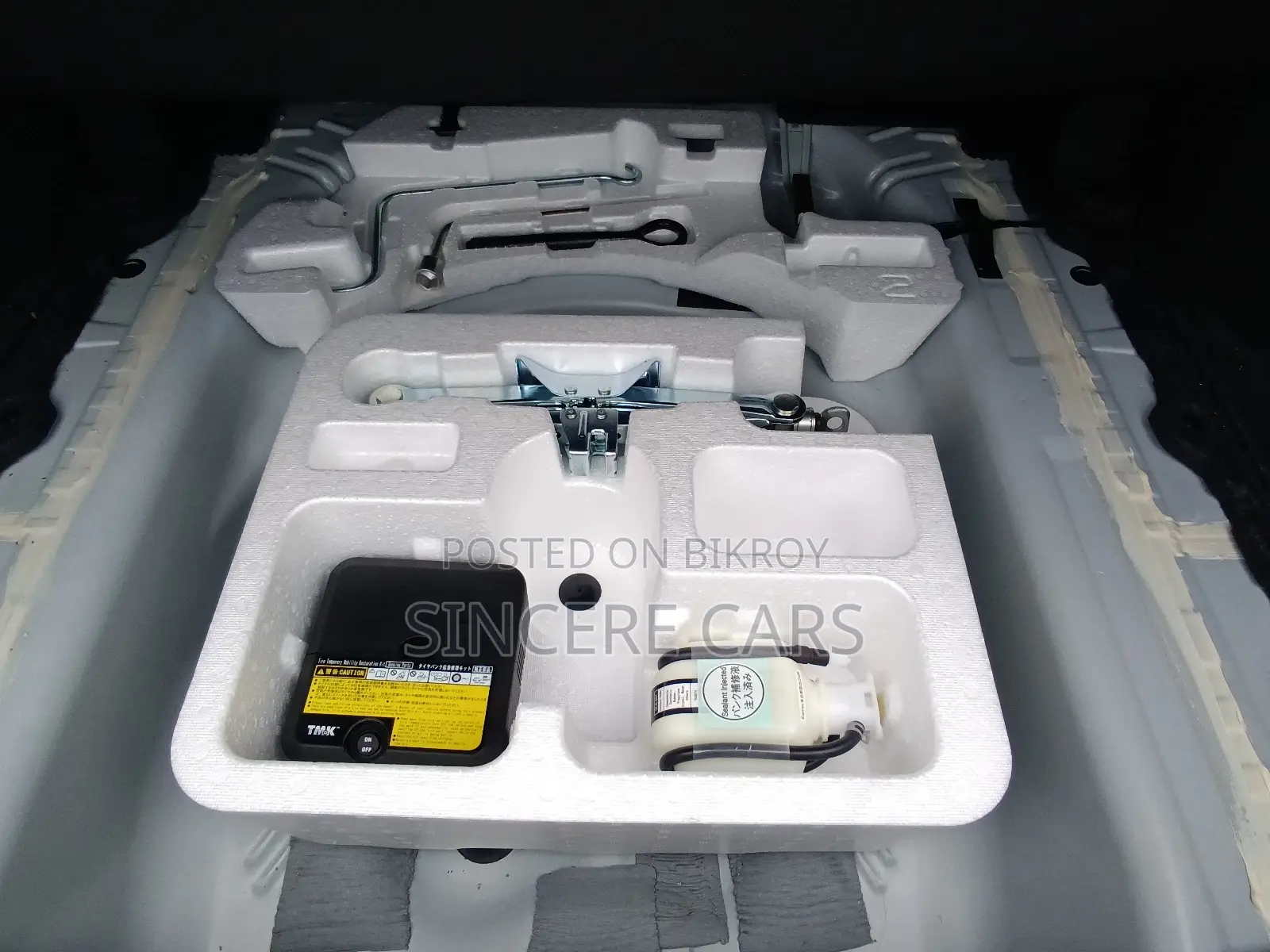 Toyota Axio ex hyb push 29000km 2020