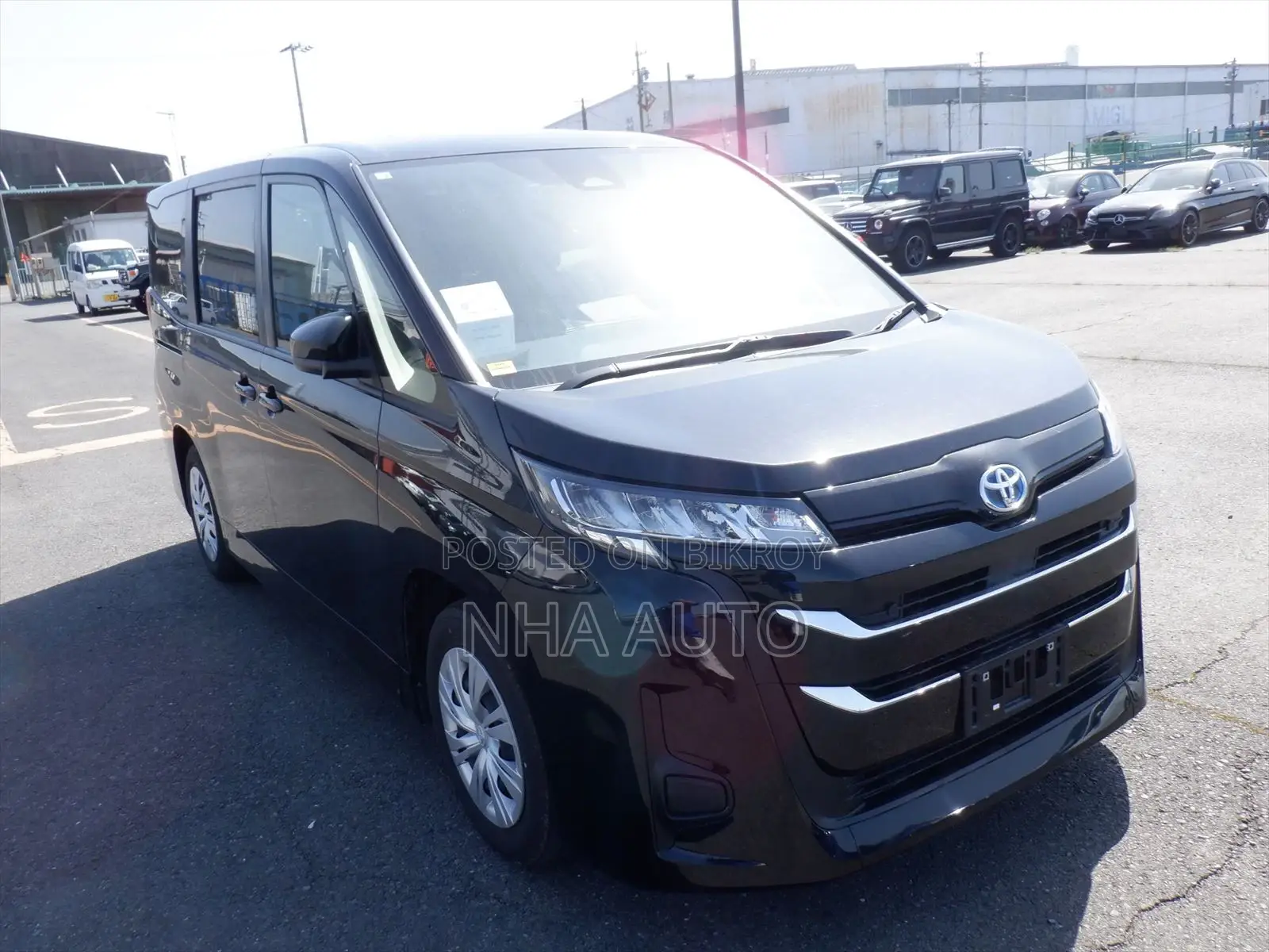 Toyota Noah X LIMITED 2022