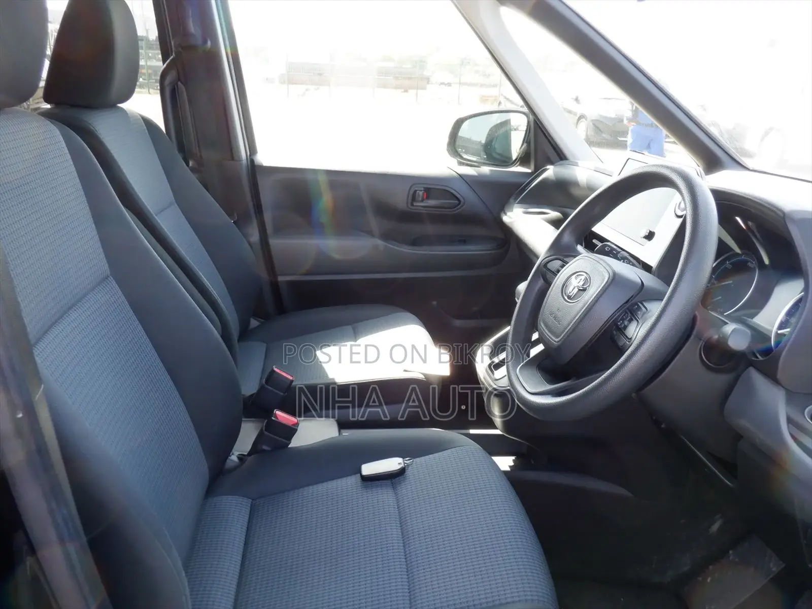 Toyota Noah X LIMITED 2022