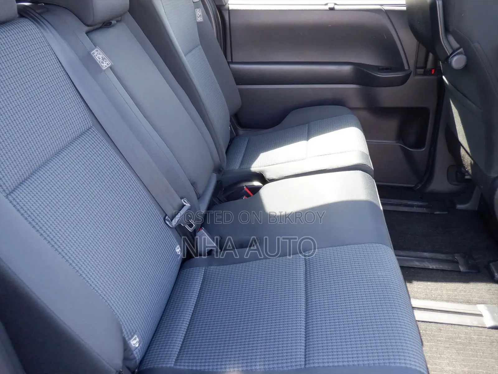 Toyota Noah X LIMITED 2022