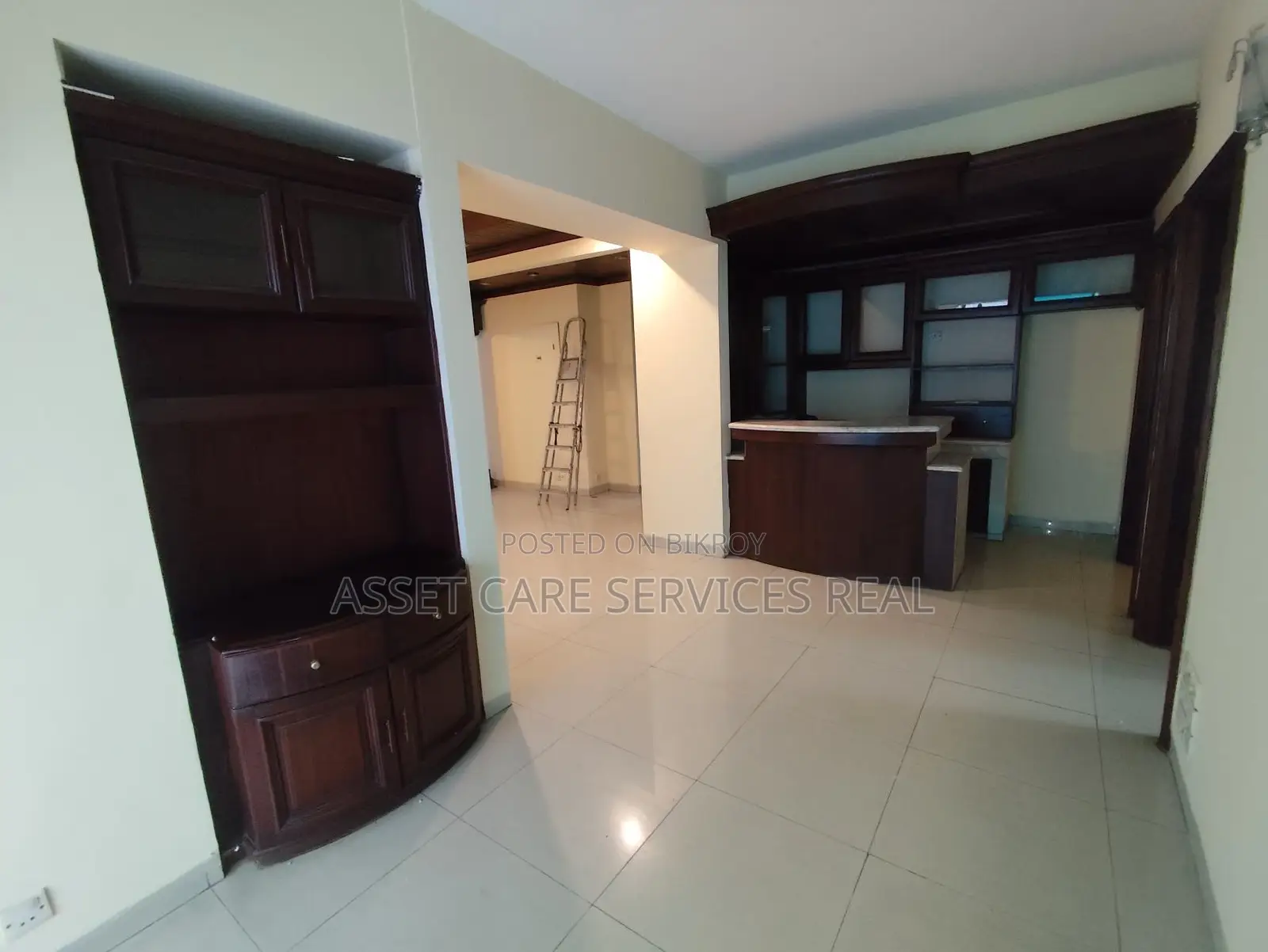 Baridhara Diplomatic Zone 3Bed Un-Furnished Exclusive Apartment Rent