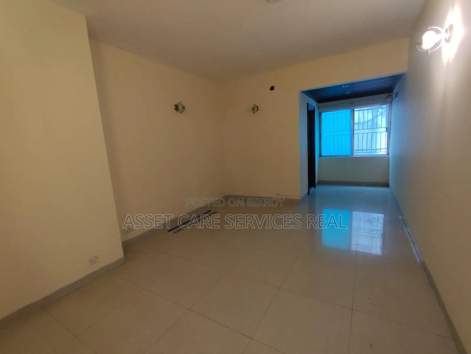 Baridhara Diplomatic Zone 3Bed Un-Furnished Exclusive Apartment Rent