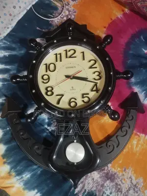 এনালগ দেয়াল ঘড়ি