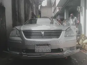 Toyota Premio 2002