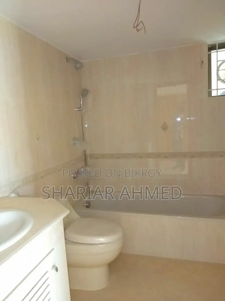 New 3000 SqFt | 4 Bed Flat Rent In GULSHAN