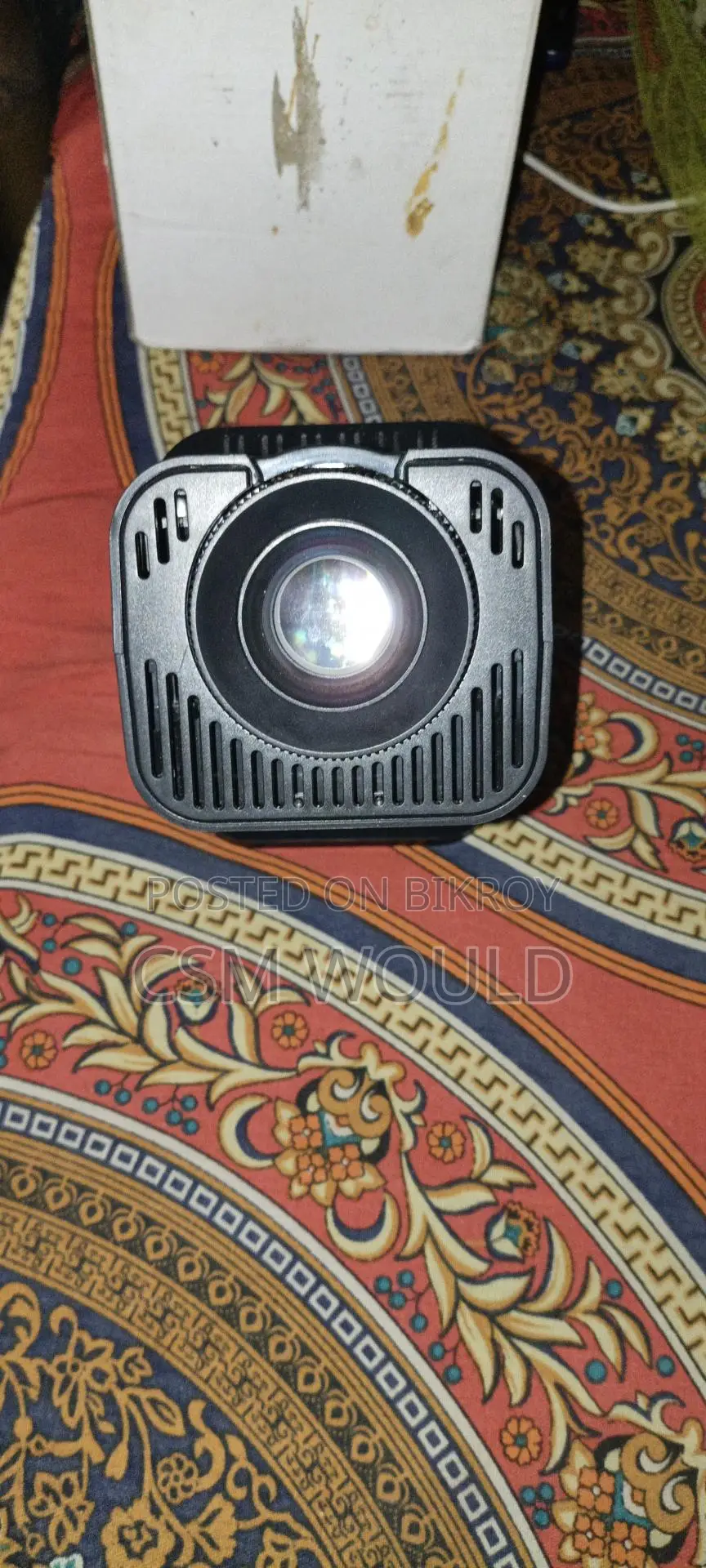 HY320 4K Smart Android Projector